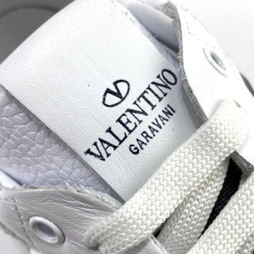 VALENTİNO SNEAKER %HAKİKİ DERİ