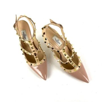 VALENTİNO PATENT ROCKSTUD CAGED PUMP %100 HAKİKİ DERİ