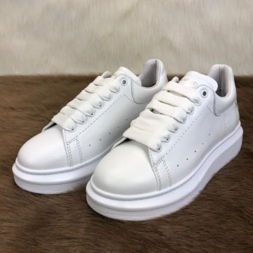 ALEXANDER McQueen %HAKİKİ DERİ SNEAKER BEYAZ