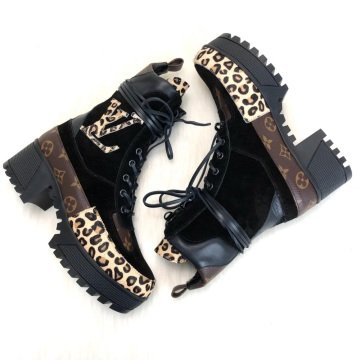 LOUİS VUİTTON LAUREATE PLATFORM DESERT BOOT %HAKİKİ DERİ