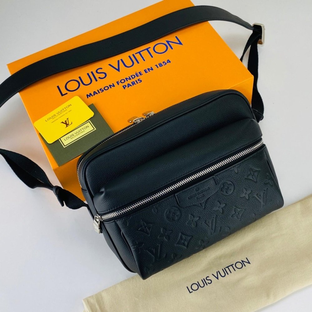 LOUİS VUİTTON OUTDOR MESSENGER CANVAS ERKEK POSTACI %100 HAKİKİ DERİ