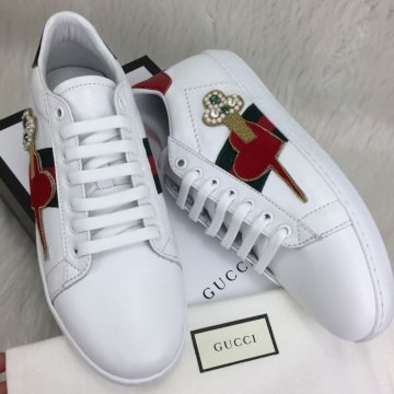 GUCCİ SNEAKERS BAYAN AYAKKABI %HAKİKİ DERİ